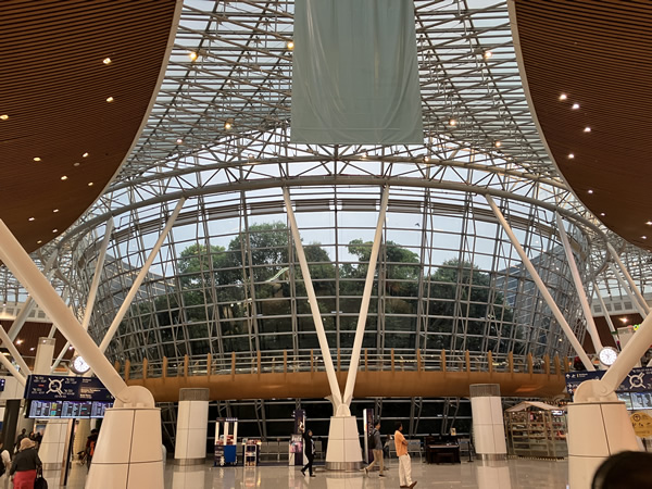 KLIA1サテライト画像