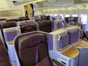 タイ航空 ビジネスクラス搭乗記 関空-バンコク B777-300ER 旧フルフラット 画像